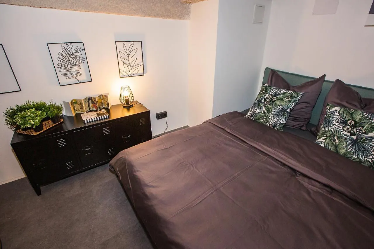 Urbanjungle - Your Trendy Loft In Central Budapest