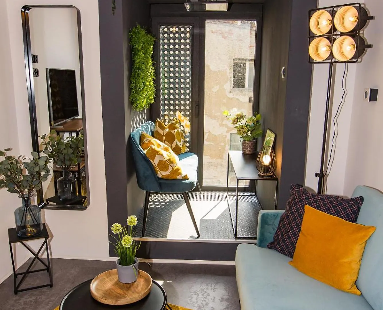 Urbanjungle - Your Trendy Loft In Central Budapest